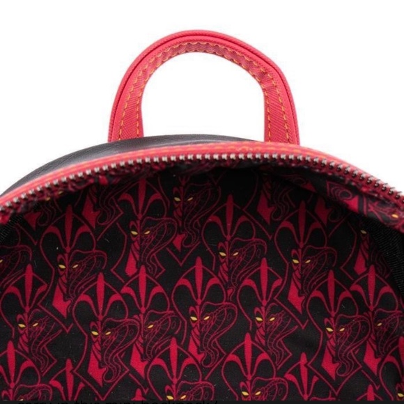 Loungefly Disney Aladdin’s Jafar Villains Scene Mini Backpack main image 4